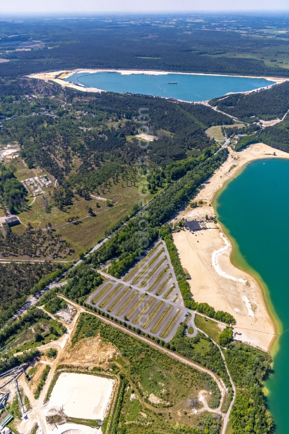 Aerial photograph Haltern am See - Sandy beach areas on the Silbersee 2 in Haltern am See in the state North Rhine-Westphalia, Germany