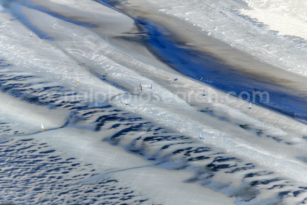 Aerial photograph Sankt Peter-Ording - Beach landscape on the North Sea coast in Sankt Peter-Ording in the state Schleswig-Holstein