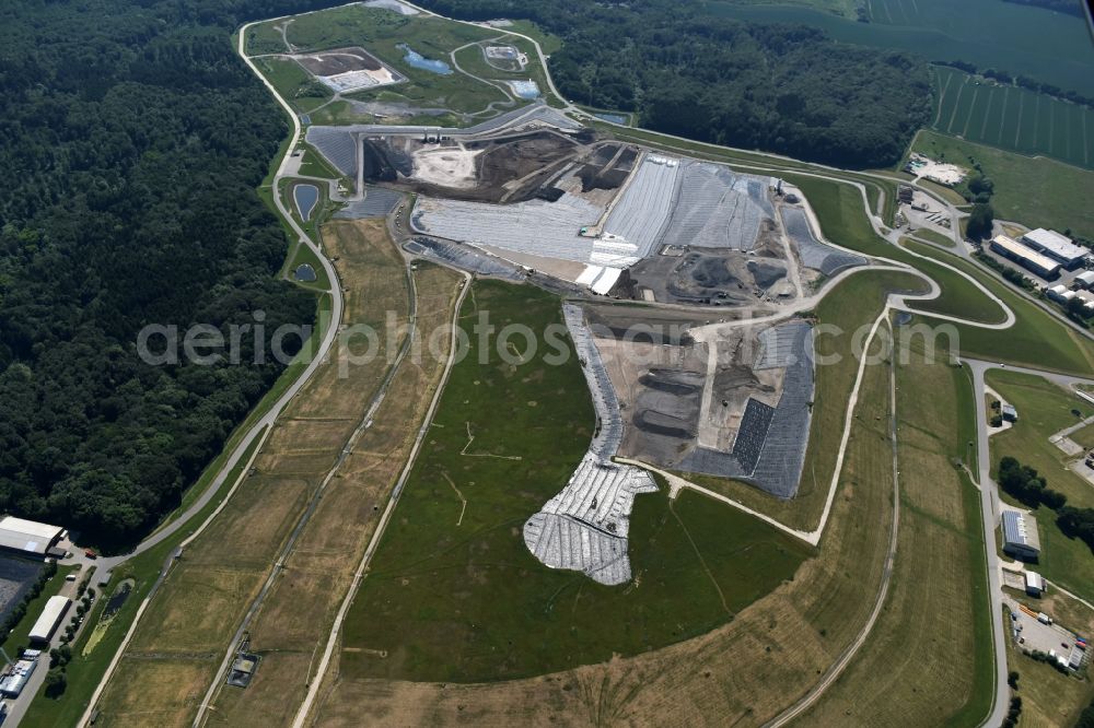 Aerial photograph Selmsdorf - Renovation, sealing and restoration work on the site of the refurbished landfill Deponie Ihlenberg in Selmsdorf in the state Mecklenburg - Western Pomerania, Germany