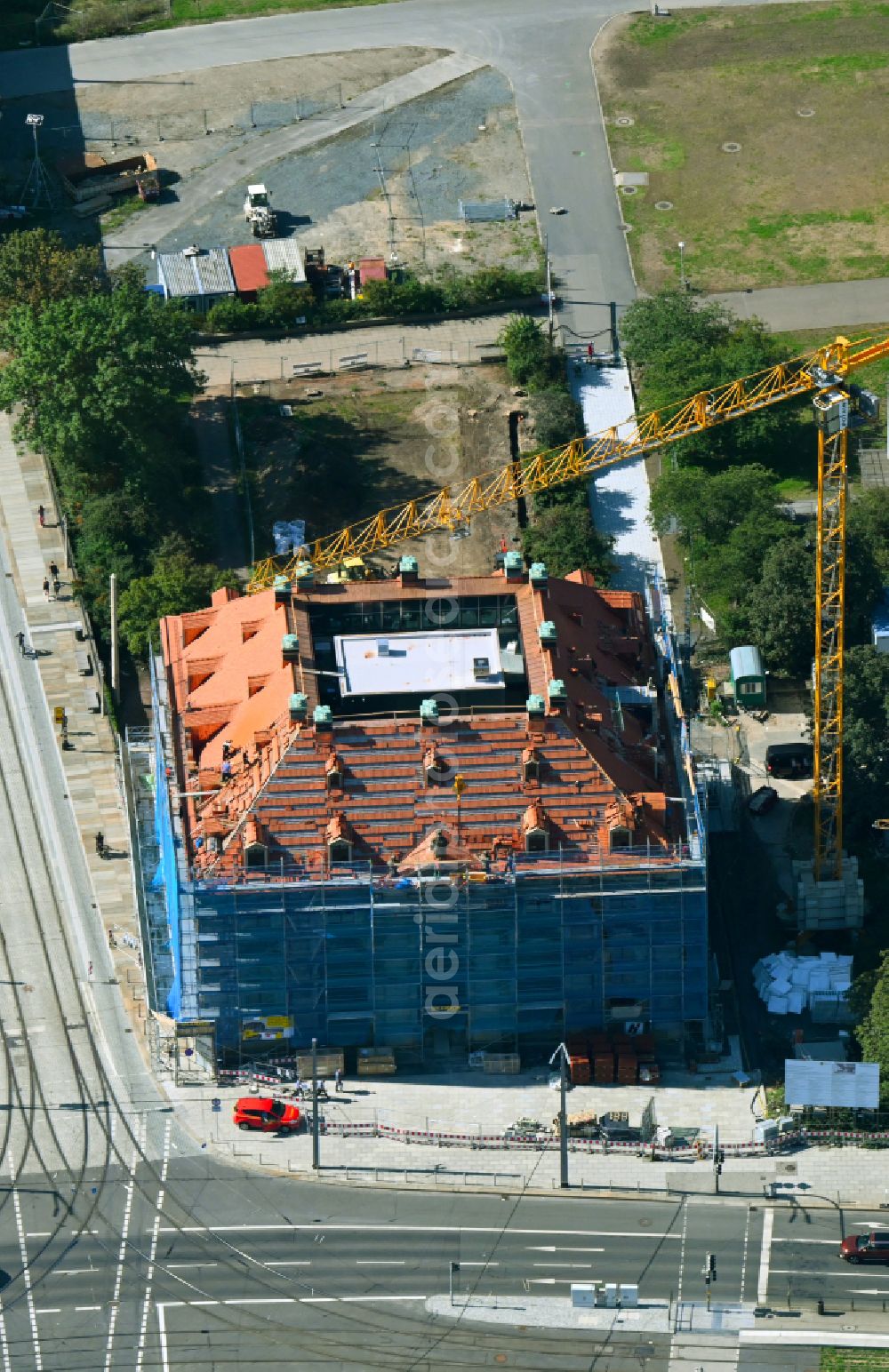 Aerial photograph Dresden - Construction site for gutting and renovation and restoration of the historic building Blockhaus - Neustaedter Wache in the district Innere Neustadt in Dresden in the state Saxony, Germany