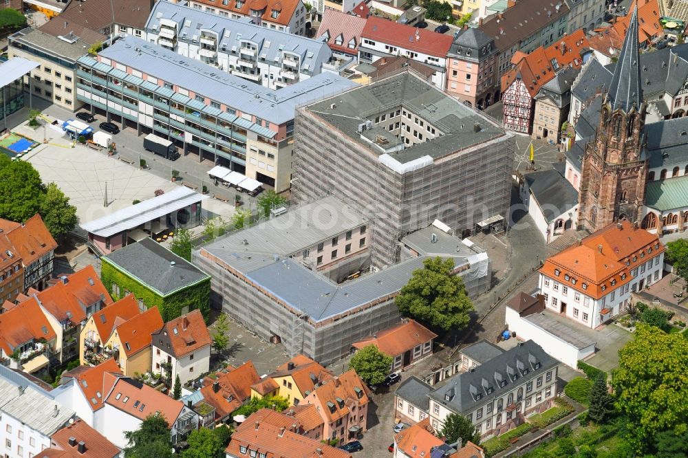 Aerial image Aschaffenburg - Town Hall building of the city administration on Dalbergstrasse in the district Innenstadt in Aschaffenburg in the state Bavaria, Germany