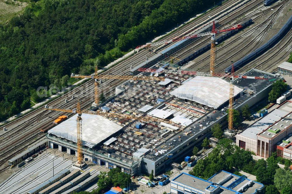 Aerial photograph München - Railway depot and repair shop for maintenance and repair of trains of Muenchner Verkehrsgesellschaft on Hans-Jensen-Weg in Munich in the state Bavaria, Germany