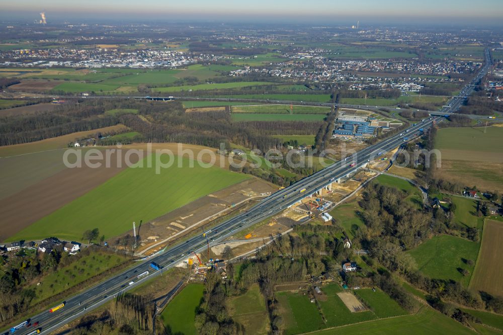 Unna from the bird's eye view: Construction site for the rehabilitation and repair of the motorway bridge construction Liedbachtalbruecke of BAB A1 in the district Massener Heide in Unna at Ruhrgebiet in the state North Rhine-Westphalia, Germany