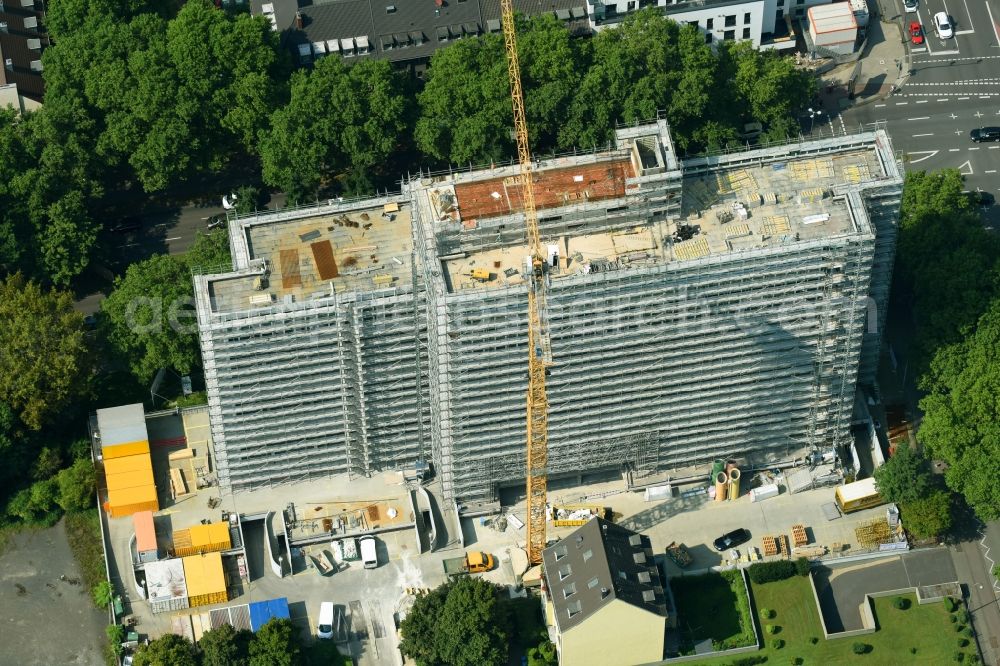 Aerial image Köln - Restoration and modernization of skyscrapers in the residential area of industrially manufactured settlement a??West-Centera?? on Venloer Strasse in Cologne in the state North Rhine-Westphalia, Germany