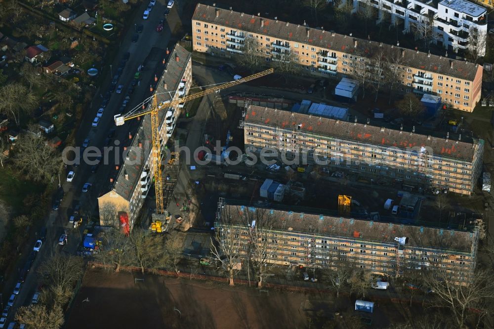 Berlin from the bird's eye view: Refurbishment and modernization of a terraced apartment complex between Wolfshagener Strasse and Stiftsweg in the district Pankow in Berlin, Germany