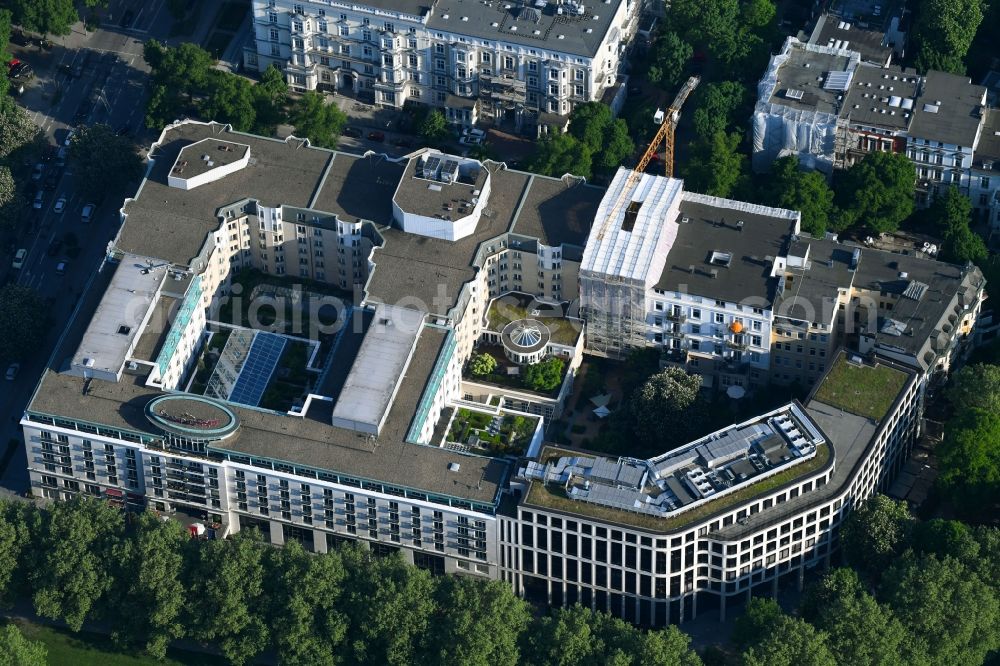 Hamburg from above - Restoration and modernization of a residential building on Moorweidenstrasse in Hamburg, Germany