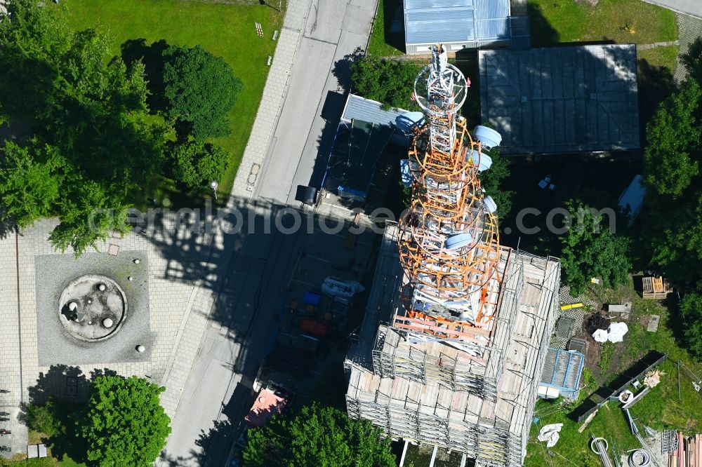 München from above - Steel mast funkturm and transmission system as basic network transmitter of BR Bayerischer Rundfunk in the district Freimann in Munich in the state Bavaria, Germany