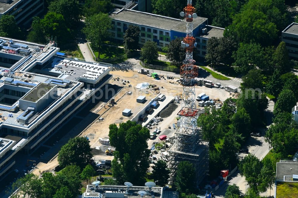 München from above - Steel mast funkturm and transmission system as basic network transmitter of BR Bayerischer Rundfunk in the district Freimann in Munich in the state Bavaria, Germany