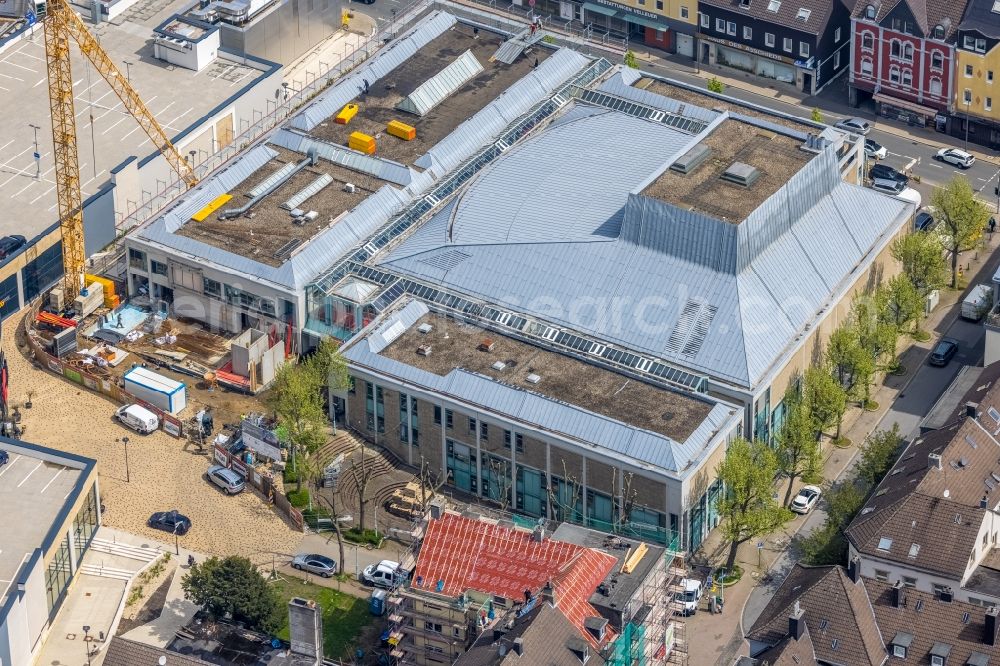 Aerial image Velbert - Renovation of the building of the indoor arena des Forum Niederberg on Oststrasse in Velbert in the state North Rhine-Westphalia, Germany