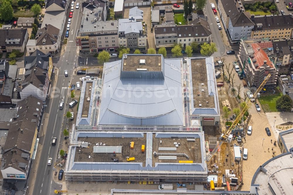 Aerial image Velbert - Renovation of the building of the indoor arena des Forum Niederberg on Oststrasse in Velbert in the state North Rhine-Westphalia, Germany