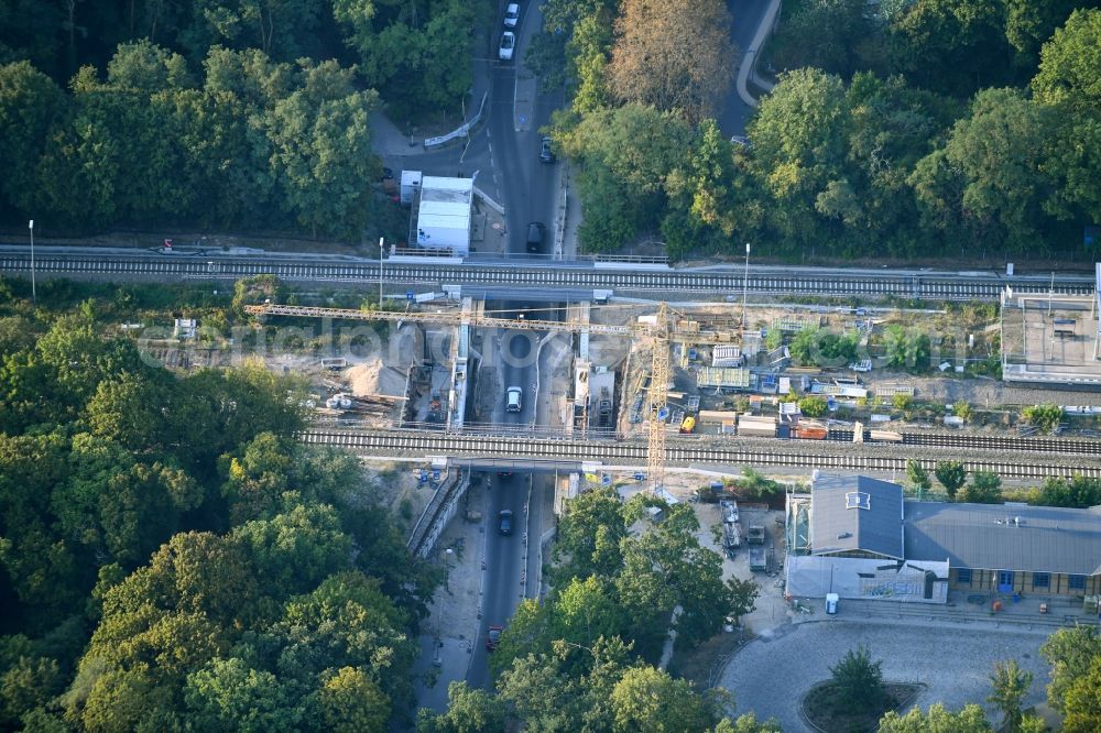 Hoppegarten from the bird's eye view: Construction site railway bridge building to route the train tracks on Birkensteiner Strasse in the district Dahlwitz-Hoppegarten in Hoppegarten in the state Brandenburg, Germany