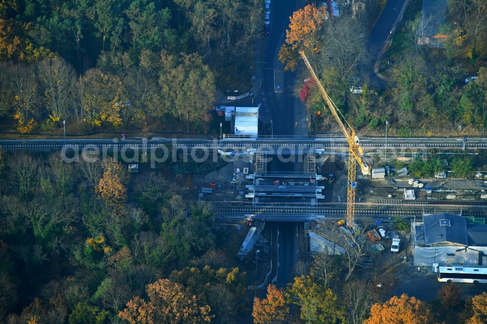 Aerial image Hoppegarten - Construction site railway bridge building to route the train tracks on Birkensteiner Strasse in the district Dahlwitz-Hoppegarten in Hoppegarten in the state Brandenburg, Germany