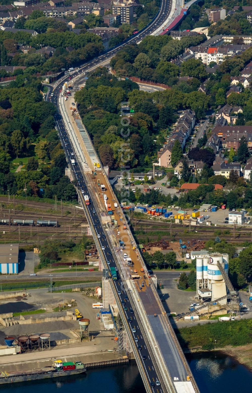 Aerial image Duisburg - Construction site of Building of the Berlin bridge the federal highway BAB A59 over the Rhine-Herne Canal and the Ruhr in Duisburg in North Rhine-Westphalia