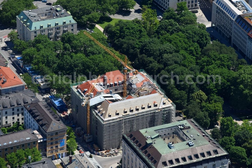 München from above - Construction site Tourist attraction of the historic monument Gebaeude of Industrie- and Handelskammer in of Max-Joseph-Strasse - Ottostrasse in the district Altstadt-Lehel in Munich in the state Bavaria, Germany