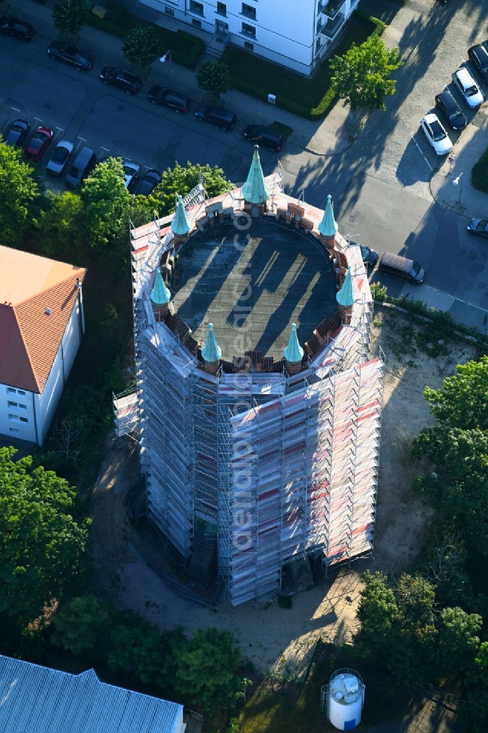 Aerial image Rostock - Construction site Tourist attraction of the historic monument of Wasserturm on Bluecherstrasse in Rostock in the state Mecklenburg - Western Pomerania, Germany