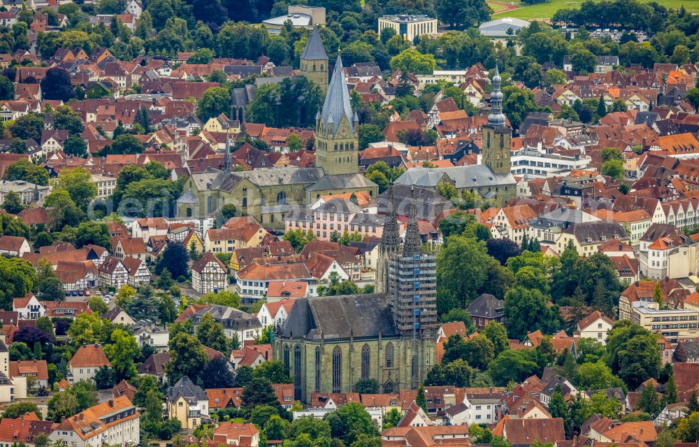 Aerial image Soest - Construction site of the historic monument on Kirchengebaeude of Sankt Maria to the Wiese on Wiesenstrasse in Soest in the state North Rhine-Westphalia, Germany