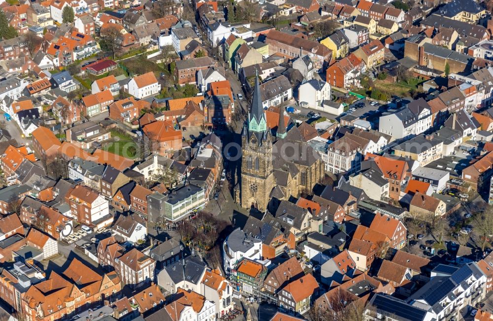 Aerial photograph Ahlen - Construction site Tourist attraction of the historic monument of St. Marien Kirche on Marienplatz in Ahlen in the state North Rhine-Westphalia, Germany