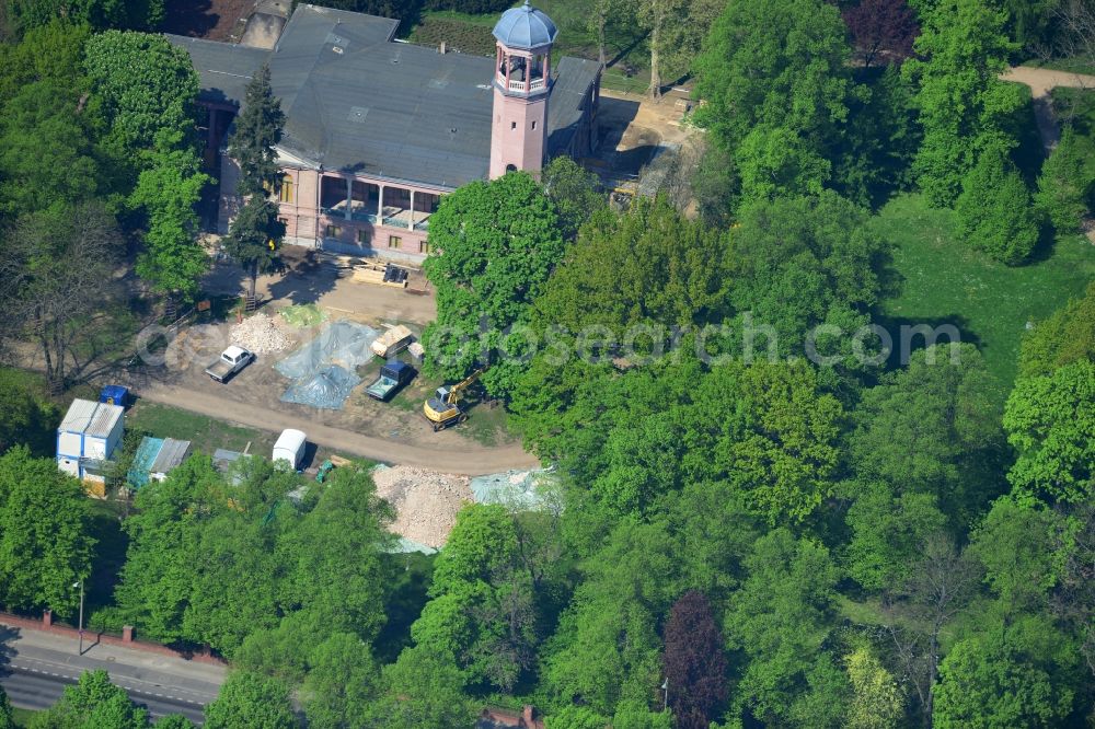 Aerial photograph Berlin - Renovation and restoration work on the castle Biesdorf in the same park of Berlin Marzahn-Hellersdorf