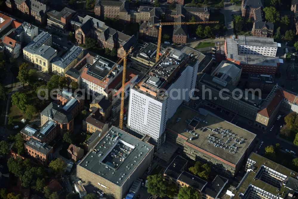 Berlin from above - View of Renovation and conversion work on the high house of the bed tower at the University Hospital Charité Campus Mitte (CCM) in the district of Mitte in Berlin