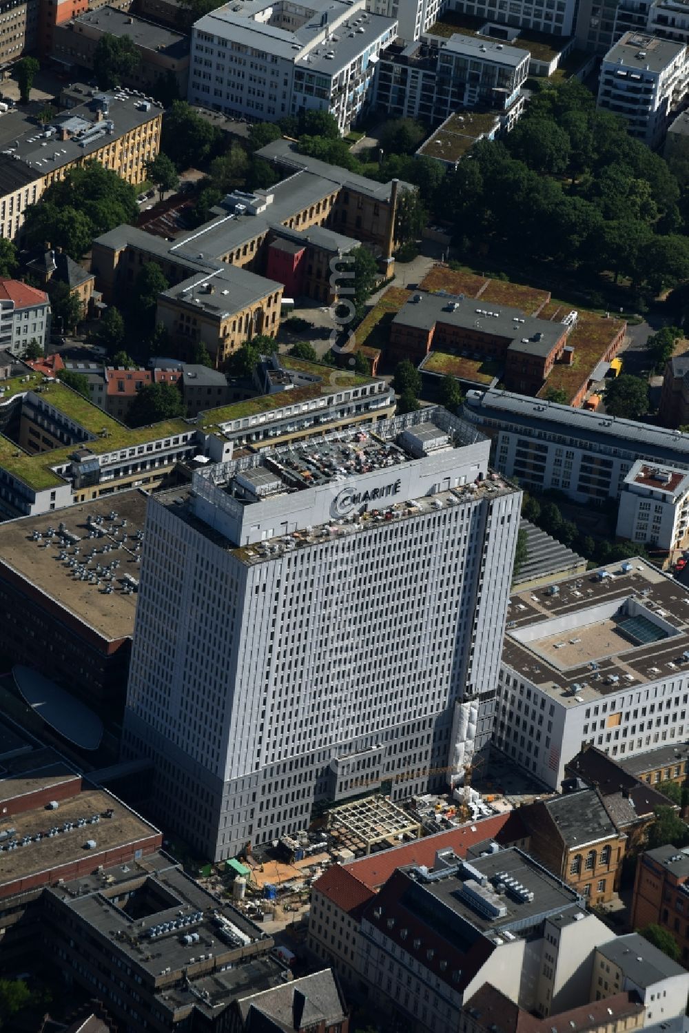 Berlin from above - View of Renovation and conversion work on the high house of the bed tower at the University Hospital Charité Campus Mitte (CCM) in the district of Mitte in Berlin