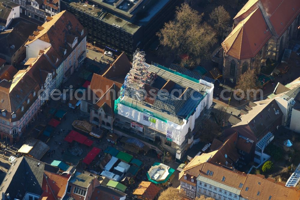 Aerial image Göttingen - Refurbishment work of old Town Hall building of the city Goettingen in the district Innenstadt in Goettingen in the state Lower Saxony