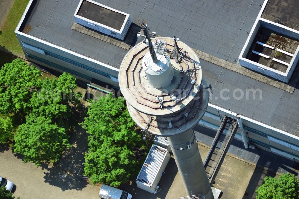 Kaltenkirchen from above - Sanierungsarbeiten am Antennenträger- Mast auf dem Fernsehturm- Umsetzer- Relaisstation in Kaltenkirchen im Bundesland Schleswig-Holstein. Ausführende Firma war die Werner Diener GmbH