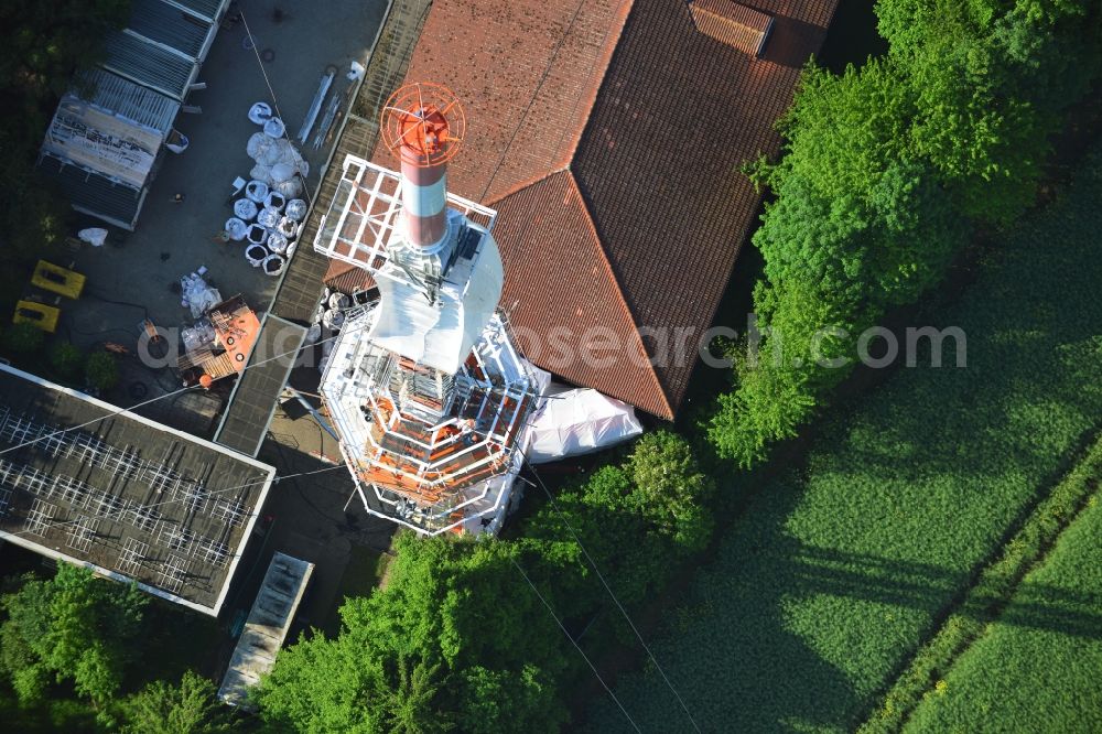 Groß Disnack from above - Sanierungsarbeiten am Antennenträger- Mast auf dem Fernsehturm- Umsetzer- Sendemast bei Groß Disnack im Bundesland Schleswig-Holstein. Ausführende Firma war die Werner Diener GmbH