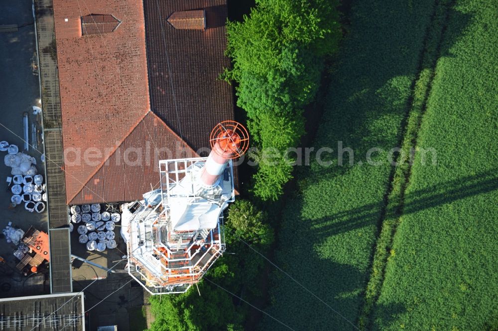 Groß Disnack from the bird's eye view: Sanierungsarbeiten am Antennenträger- Mast auf dem Fernsehturm- Umsetzer- Sendemast bei Groß Disnack im Bundesland Schleswig-Holstein. Ausführende Firma war die Werner Diener GmbH