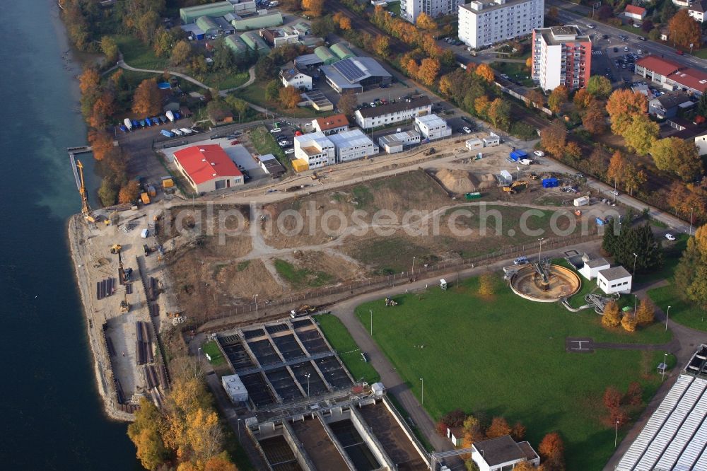 Aerial image Grenzach-Wyhlen - Remediation at the site of the former wastewater treatment plant of the pharmaceutical company Roche in Grenzach-Wyhlen in Baden -Wuerttemberg. Construction of a temporary landing stage on the river Rhine for the removal of the excavated material