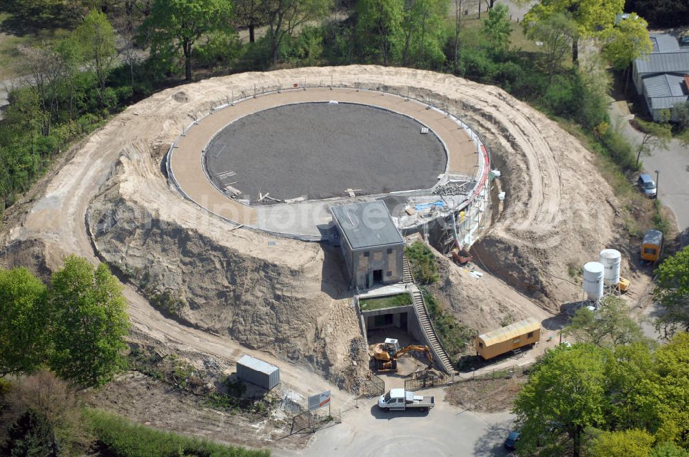 Aerial image Brandenburg - Blick auf die Sanierungsarbeiten am Wasserhochbehälter auf den Marienberg durch die Wasserbetriebe BRAWAG. Anlässlich der BUGA 2015 bildet der Marienberg die zentrale Ausstellungsfläche in Brandenburg. Auf dem Hochbehälter soll eine Himmelsterrasse enstehen. Kontakt BRAWAG: BRAWAG GmbH, Upstallstraße 25, 14772 Brandenburg an der Havel, Tel. +49(0)3381 543-0, Fax +49(0)3381 543-622, info@brawag.de; Kontakt Buga: Aufbaustab BUGA 2015 Havelregion, c/o Stadt Brandenburg an der Havel, Klosterstraße 14, 14770 Brandenburg an der Havel, Christian Bodach, Tel. +49(0)3381 5827-11, Fax +49(0)3381 5827-14, christian.bodach@stadt-brandenburg.de