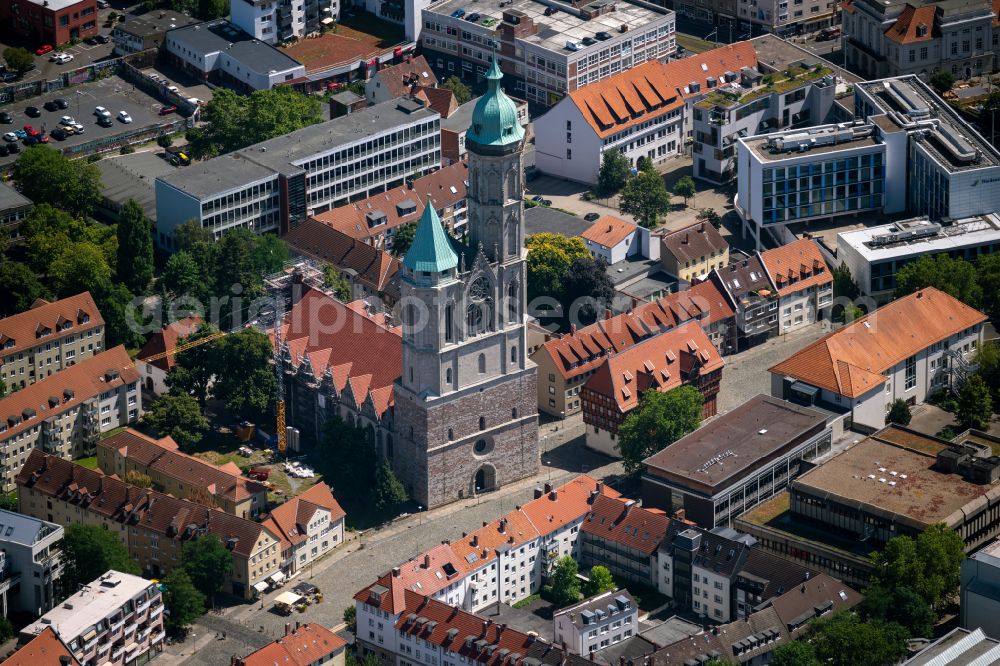 Aerial photograph Braunschweig - Renovation work on the church building in St. Andreaskirche Old Town- center of downtown in Brunswick in the state Lower Saxony, Germany