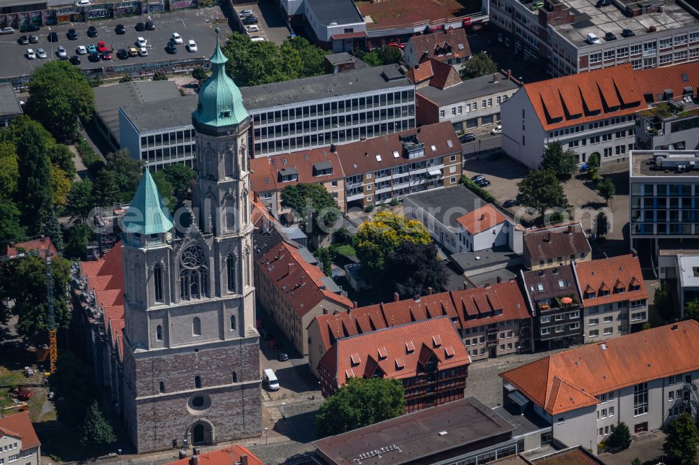 Braunschweig from above - Renovation work on the church building in St. Andreaskirche Old Town- center of downtown in Brunswick in the state Lower Saxony, Germany