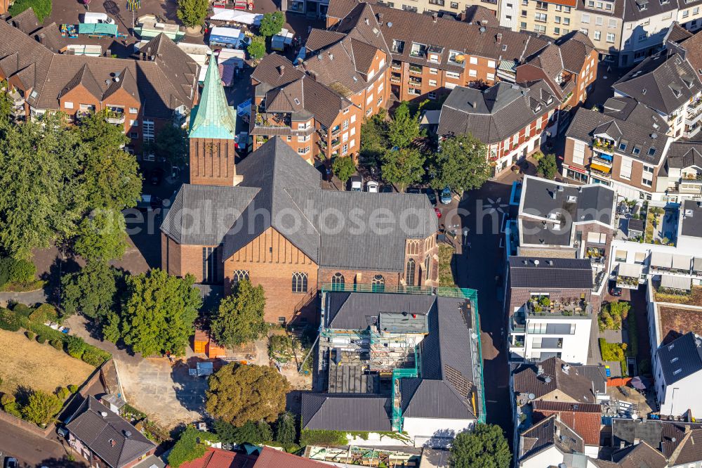 Dinslaken from above - renovation works on the church building of the Katholische Kirchengemeinde St. Vincentius Dinslaken in the Old Town- center of downtown in Dinslaken in the state North Rhine-Westphalia, Germany