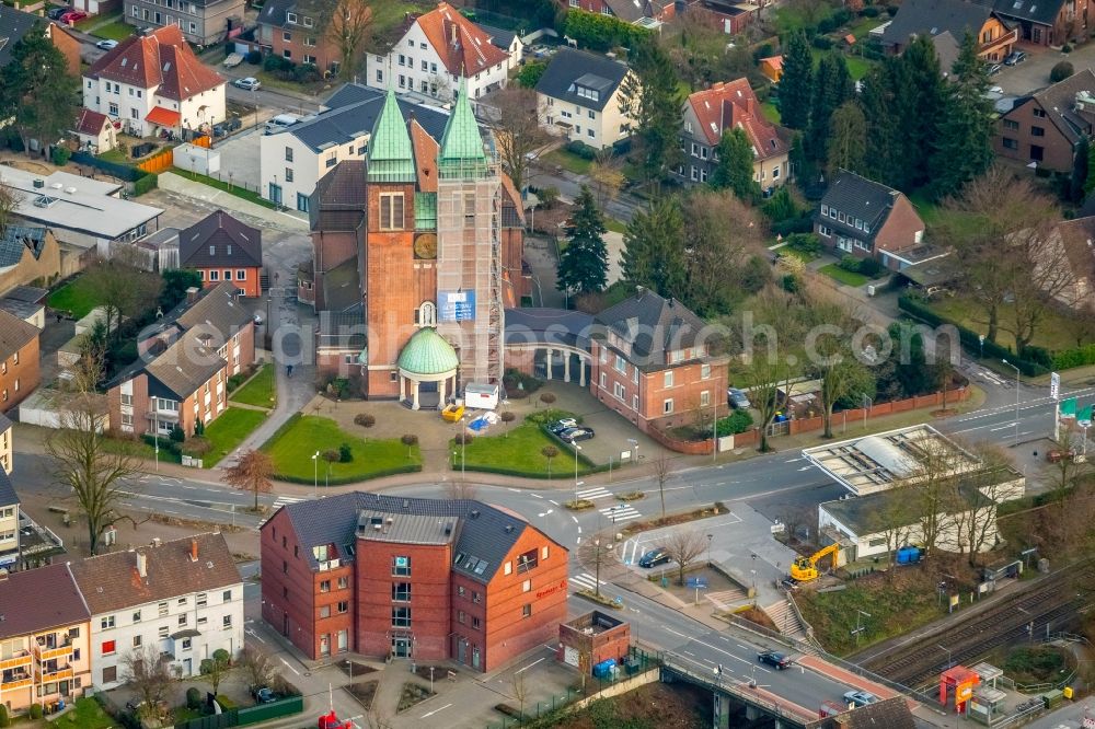 Aerial photograph Gladbeck - Renovation work on the church building of the Kirche Herz Jesu at Kardinal-Hengsbach-Platz in Gladbeck in the state of North Rhine-Westphalia, Germany