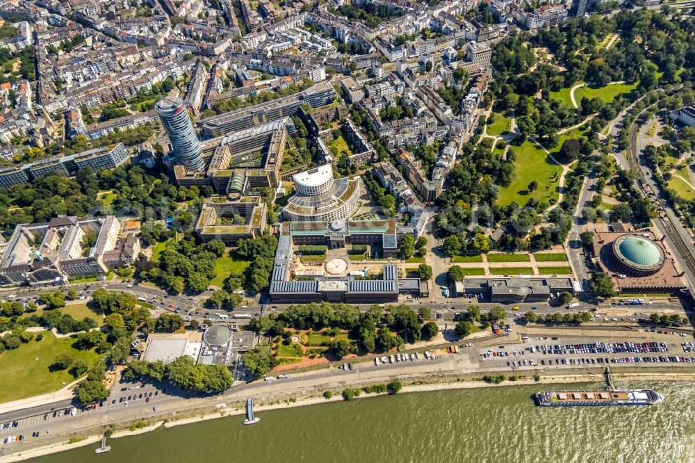 Düsseldorf from the bird's eye view: Renovation works at Kunstpalast at the Ehrenhof in Dusseldorf in the federal state of North Rhine-Westphalia, Germany