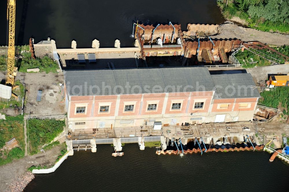 Garsedow from the bird's eye view: Renovation work on the sluice / weir / pump station at Garsedow in Brandenburg by the company STRABAG