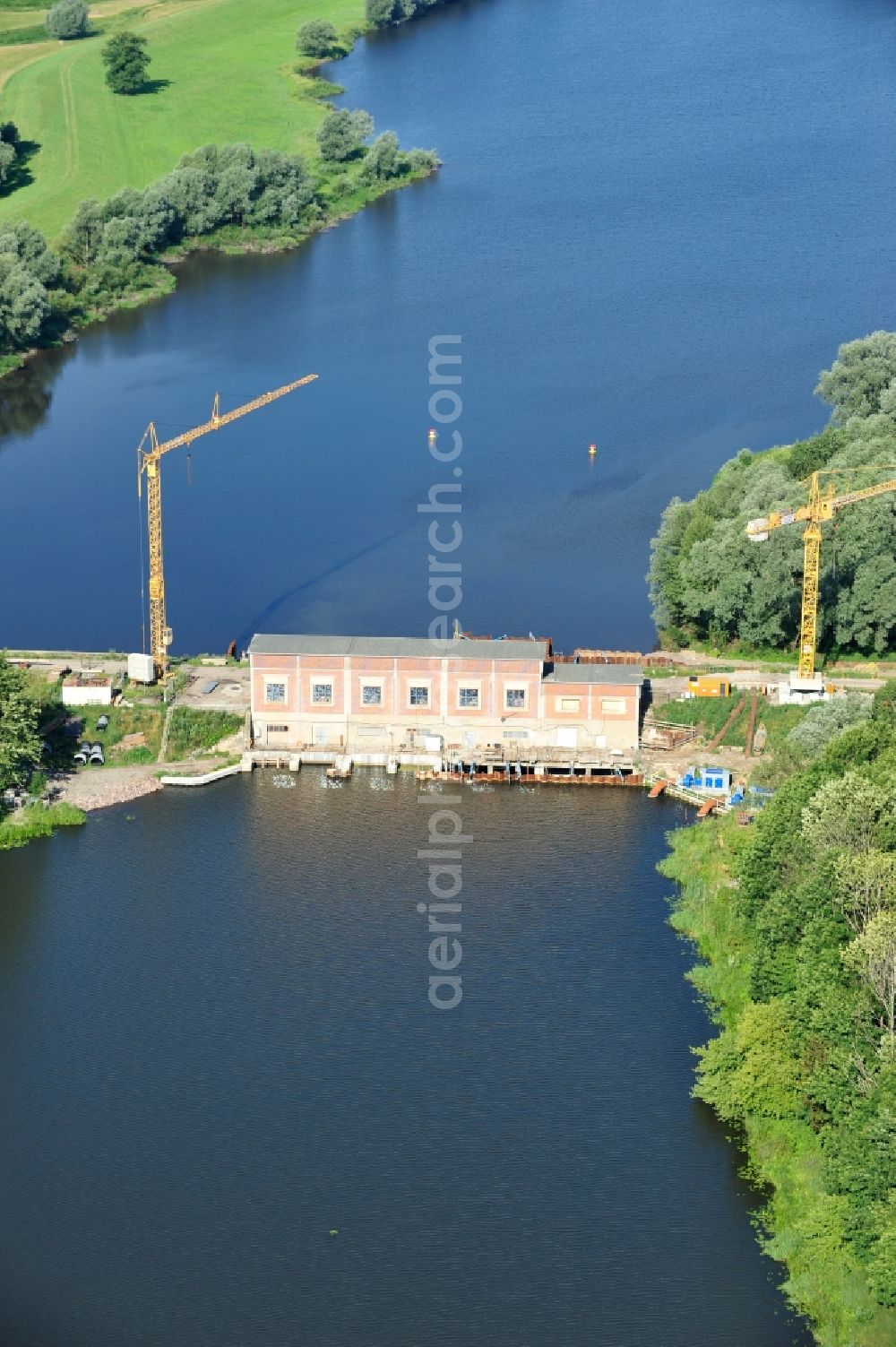 Aerial image Garsedow - Renovation work on the sluice / weir / pump station at Garsedow in Brandenburg by the company STRABAG