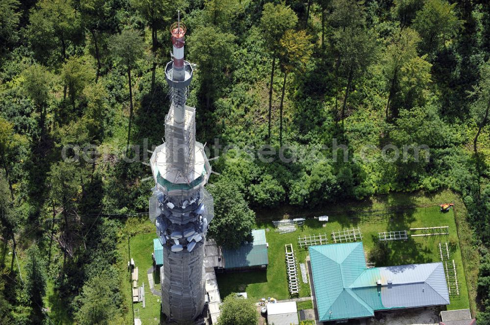 Aerial image Bamberg - Blick auf die Sanierungsarbeiten an der Senderanlage / Sendemast Bamberg-Geisberg des Bayerischen Rundfunks. Die Arbeiten werden ausgeführt durch die Firma Werner Diener GmbH & Co. Restoration works on the broadcasting tower / transmitter mast Bamberg.