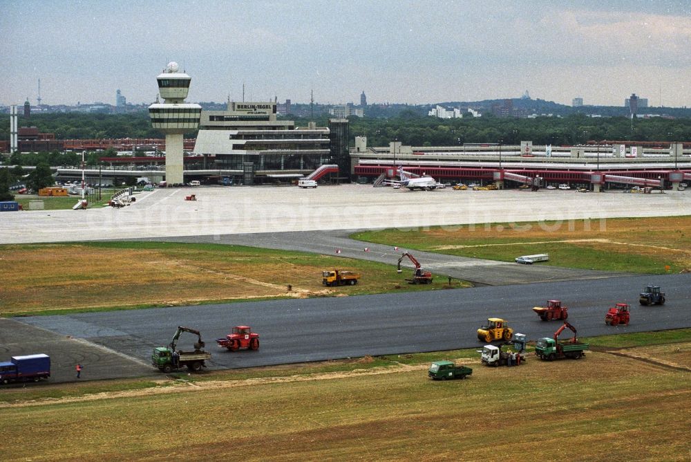 Berlin from the bird's eye view: Remediation work at the start and runway of the airport Berlin Tegel TXL