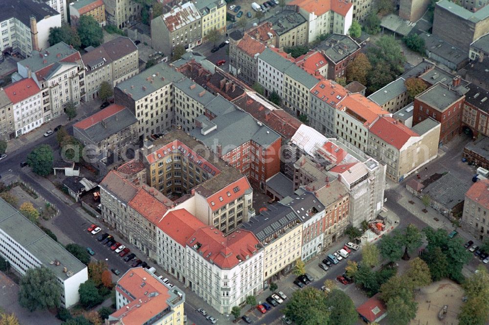 Berlin from the bird's eye view: Redevelopment area in old residential area at the Teutoburger Platz in Berlin Prenzlauer Berg