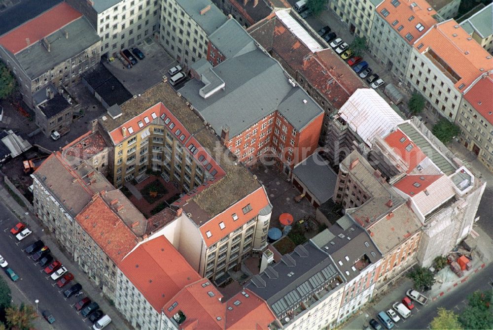 Aerial photograph Berlin - Redevelopment area in old residential area at the Teutoburger Platz in Berlin Prenzlauer Berg