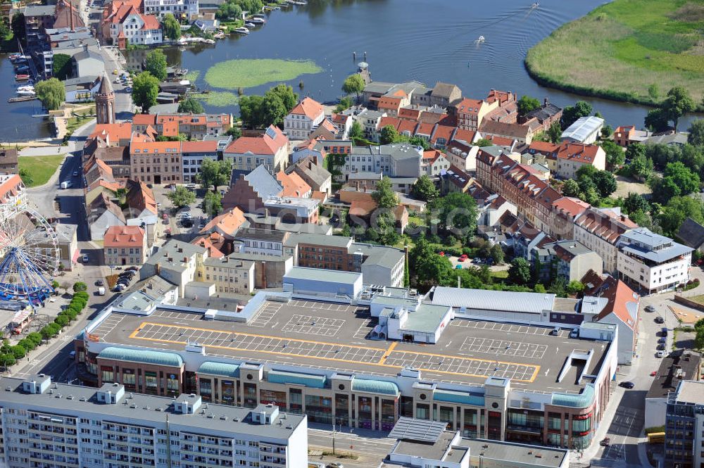 Brandenburg from above - Die Sankt Annen Galerie in Brandenburg ist ein Einkaufszentrum im Herzen von Brandenburgs historischer Neustadt. Investor des Centers ist Harald Gerome Huth. The Brandenburg Gallery St. Annen is a shopping center in the centre of Brandenburg. Investor of the center is Harald Gerome Huth.