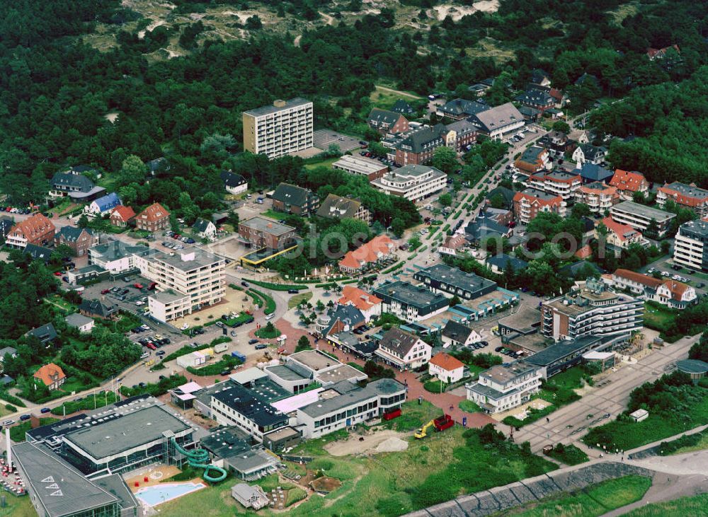 Aerial image Sankt Peter-Ording - Sankt Peter-Ording / Ortsteil St. Peter Badist ein Nordseeheilbad sowie Ferien- und Kurort im Kreis Nordfriesland in Schleswig-Holstein. Es hat als einziges deutsches Seebad eine eigene Schwefelquelle und trägt daher die Bezeichnung „Nordseeheil- und Schwefelbad“. Nach den Übernachtungszahlen ist Sankt Peter-Ording das größte Seebad Deutschlands, es ist der Ort mit den meisten Übernachtungen in Schleswig-Holstein.