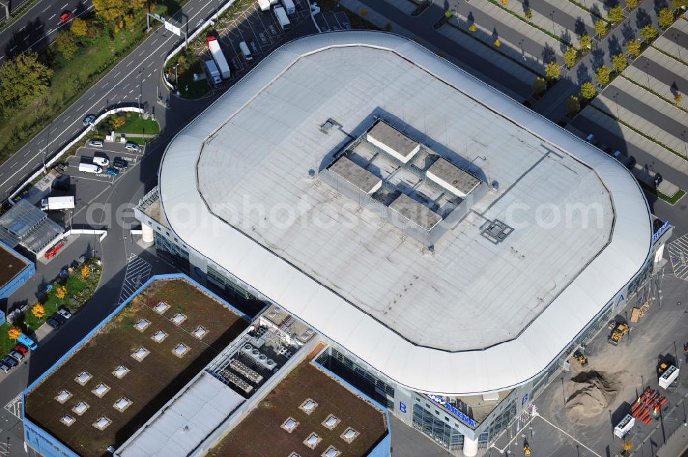 Aerial photograph Mannheim - Die Multifunkiontshalle, die SAP Arena, ist Heimspielstätte der Eishockeymannschaft Adler Mannheim und des Handballvereins Rhein-Neckar Löwen in Baden-Württemberg. SAP Arena a Multi-function-Hall of the Ice hockey team Adler Mannheim and the Handball team Rhein-Neckar Löwen.