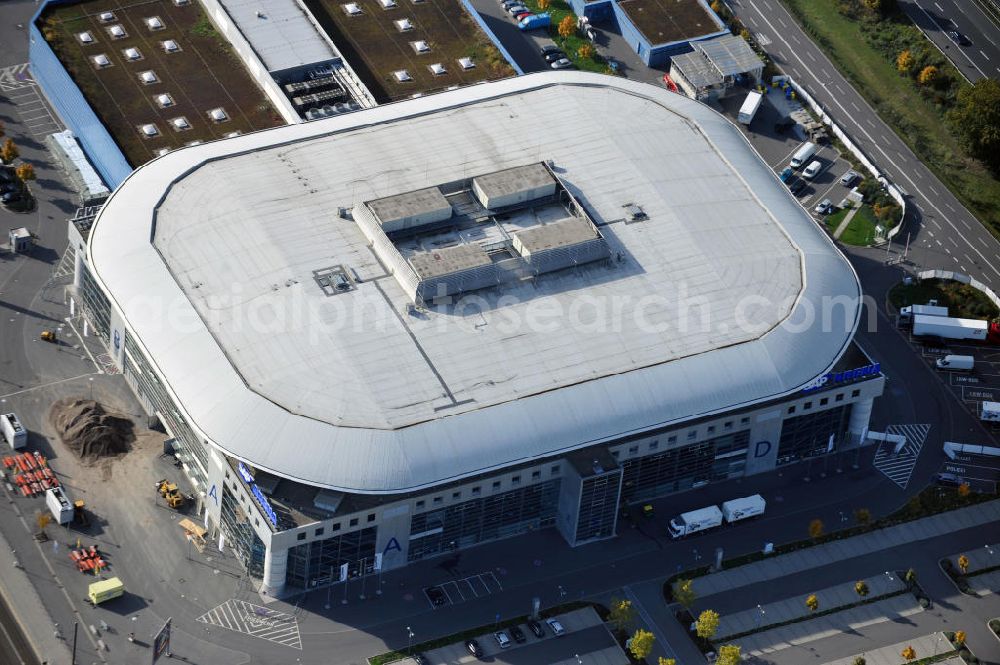 Mannheim from above - Die Multifunkiontshalle, die SAP Arena, ist Heimspielstätte der Eishockeymannschaft Adler Mannheim und des Handballvereins Rhein-Neckar Löwen in Baden-Württemberg. SAP Arena a Multi-function-Hall of the Ice hockey team Adler Mannheim and the Handball team Rhein-Neckar Löwen.