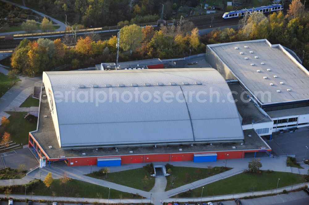 Ingolstadt from above - Die Multifunkiontshalle, die Saturn Arena, der Eishockeymannschaft ERC Ingolstadt in Bayern. Saturn Arena a Multi-function-Hall of the Ice hockey team ERC Ingolstadt in Bavaria.