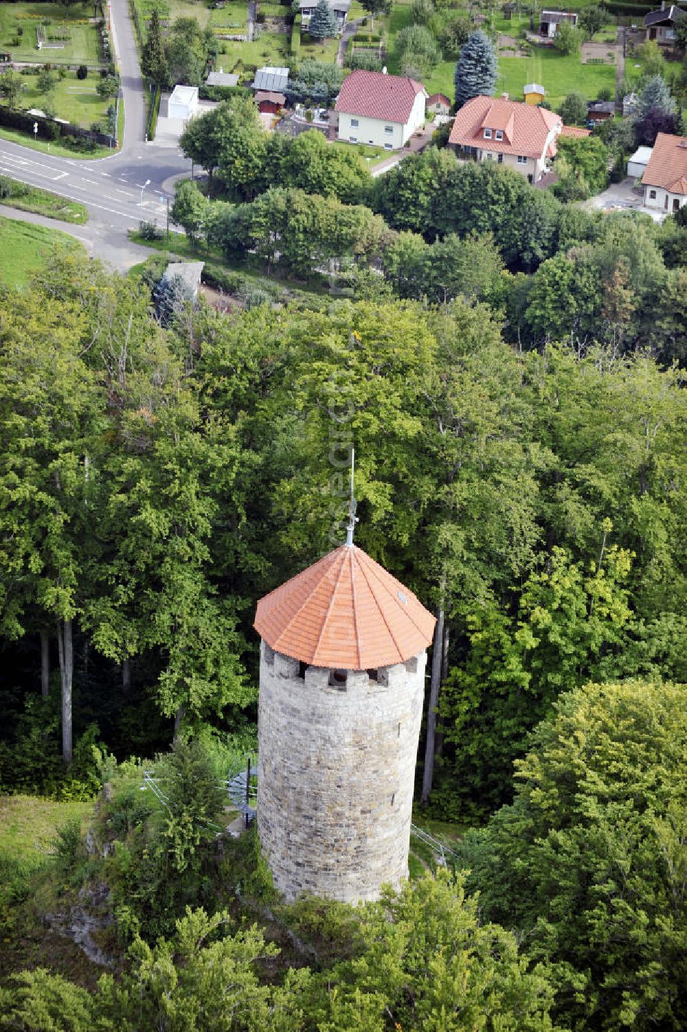 Aerial image Ruhla - Blick auf die 900 Jahre alte Ruine Scharfenburg im Ruhlaer Stadtteil Thal in Thüringen. Der erhaltene Burgfried dient Heute als Museum und Aussichtsturm. The ruin Scharfenburg in the district Thal of the city Ruhla in Thüringen. Today the preserved castle tower is used as museum and observation tower.