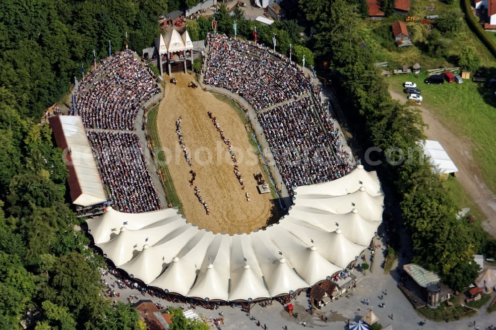 Aerial photograph Geltendorf - Mock battles in the arena of Kaltenberg Knights Tournament in Geltendorf in the state Bavaria