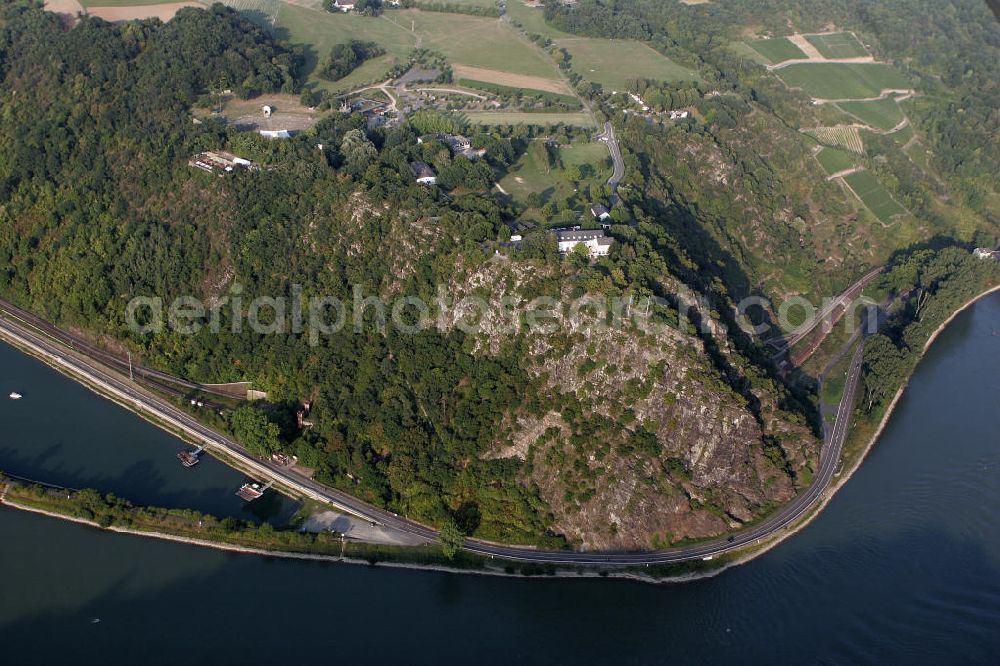 Aerial photograph Sankt Goarshausen - Die Loreley in der Nähe von Sankt Goarshausen. Der bekannte Schieferfelsen ist Teil des UNESCO-Welterbes Oberes Mittelrheintal und gilt als Inbegriff der Rheinromantik. The Loreley near Sankt Goarshausen. The famous shale rock is part of the UNESCO World Heritage Upper Middle Rhine Valley and is the epitome of the Romantic Rhine.