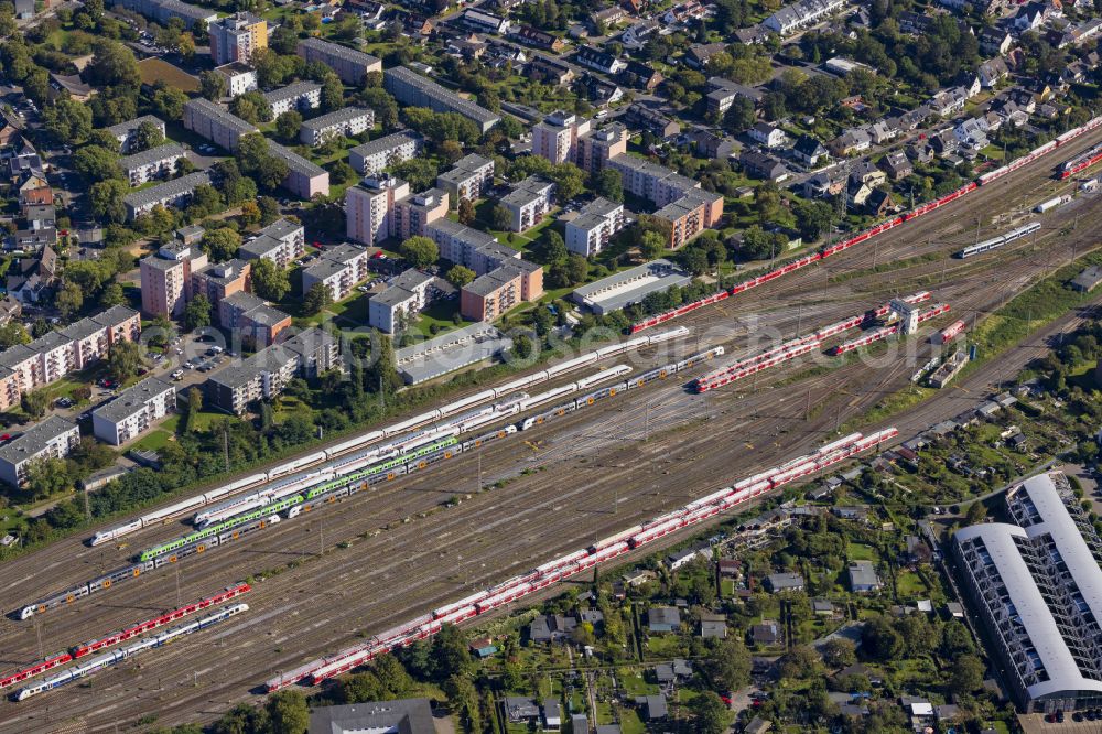 Aerial image Düsseldorf - Rails and track layout in the Deutsche Bahn network on Speyerweg in Duesseldorf in the state of North Rhine-Westphalia, Germany